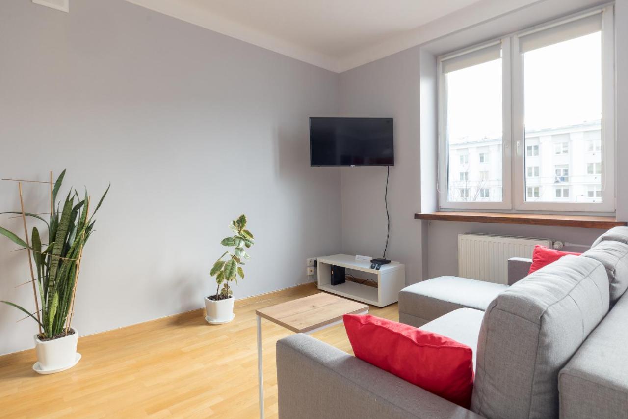 Metro Raclawicka Red Apartment Варшава Екстериор снимка