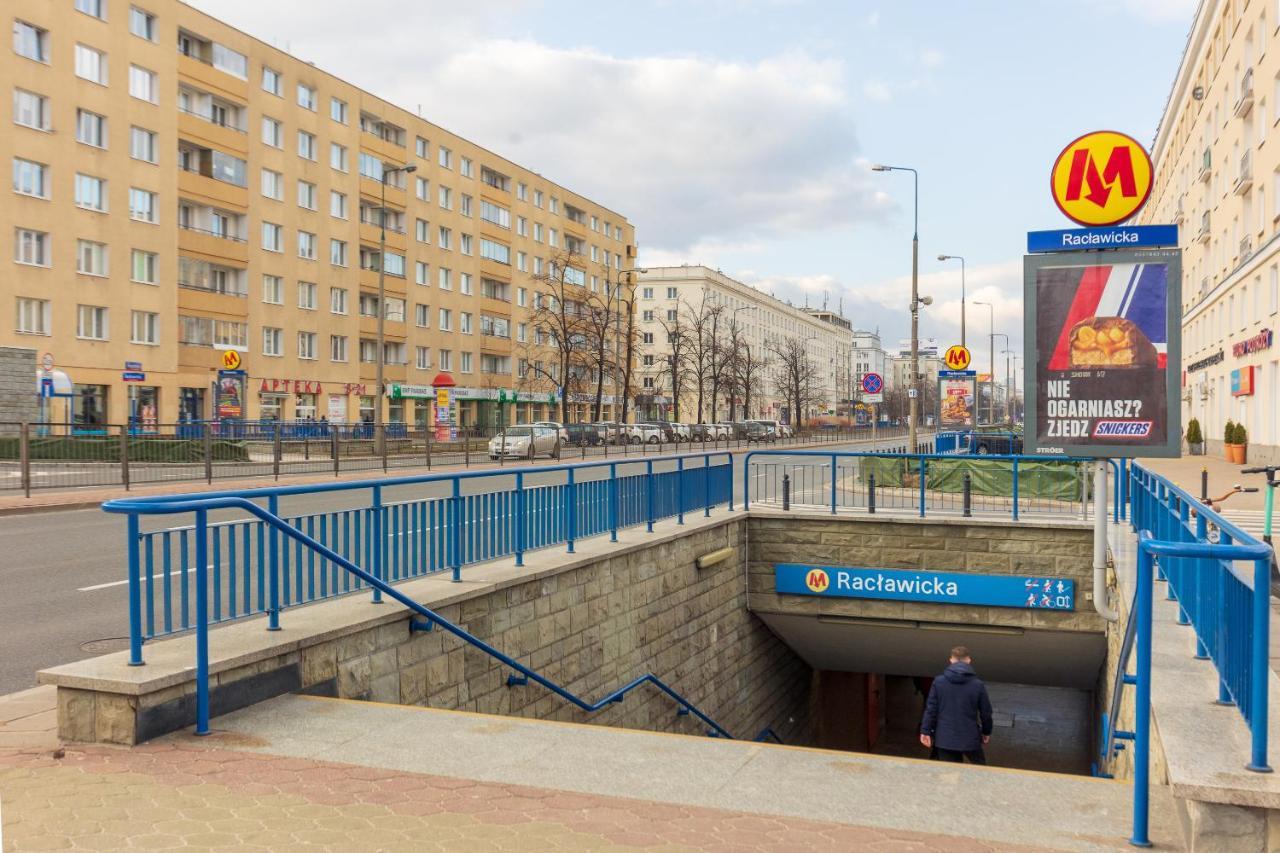 Metro Raclawicka Red Apartment Варшава Екстериор снимка