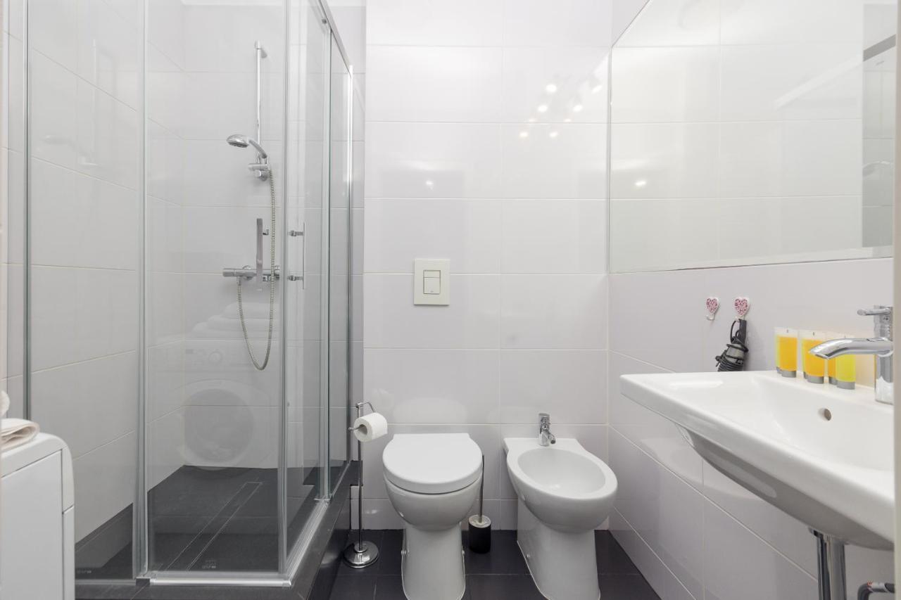 Metro Raclawicka Red Apartment Варшава Екстериор снимка