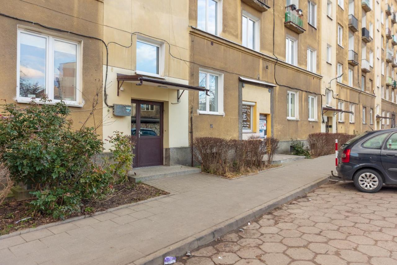 Metro Raclawicka Red Apartment Варшава Екстериор снимка
